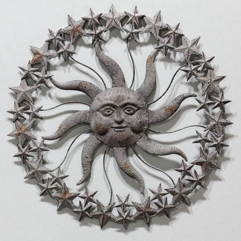 Ant. grey metal sunface wall decor with star around the edge