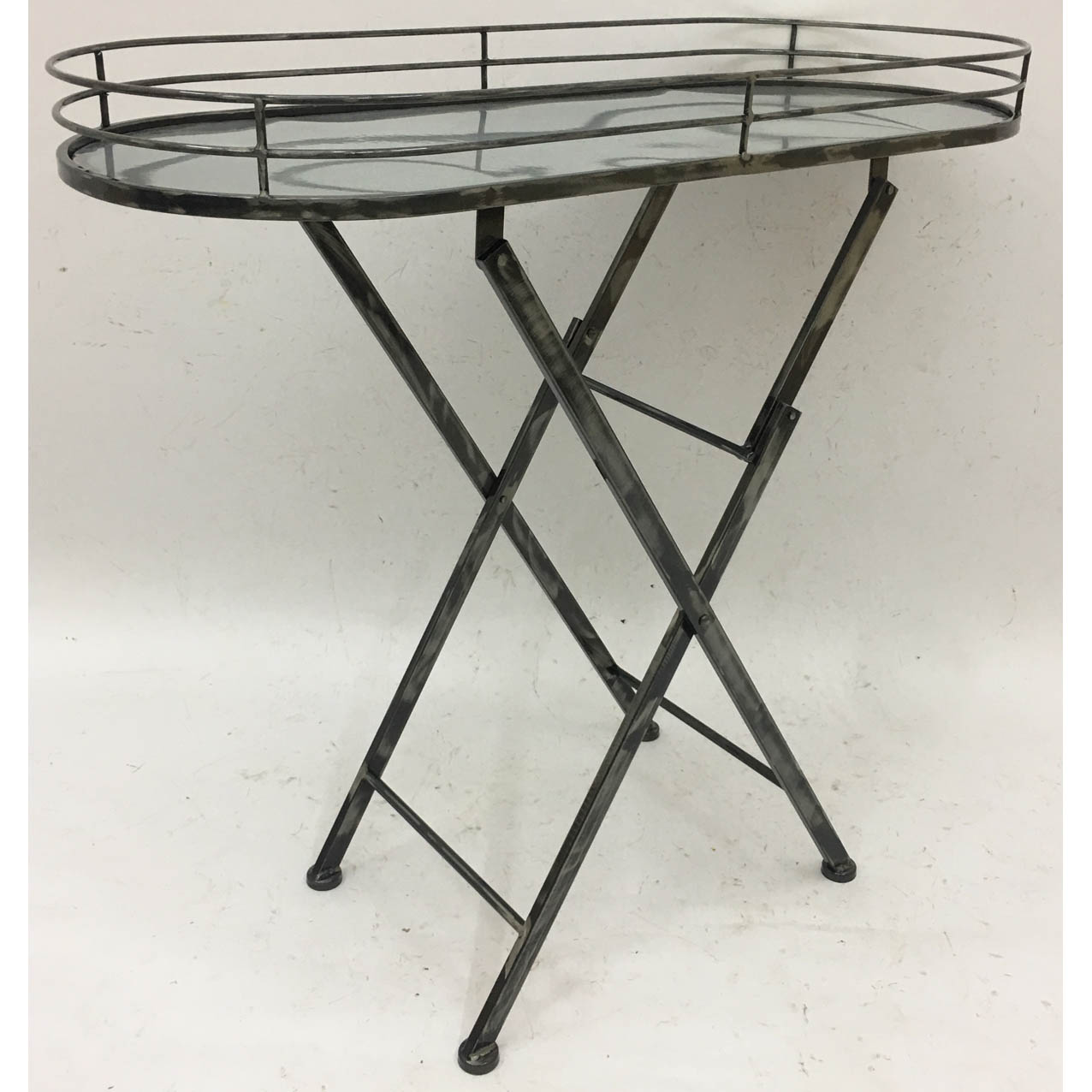 Oval tray with folding metal stand